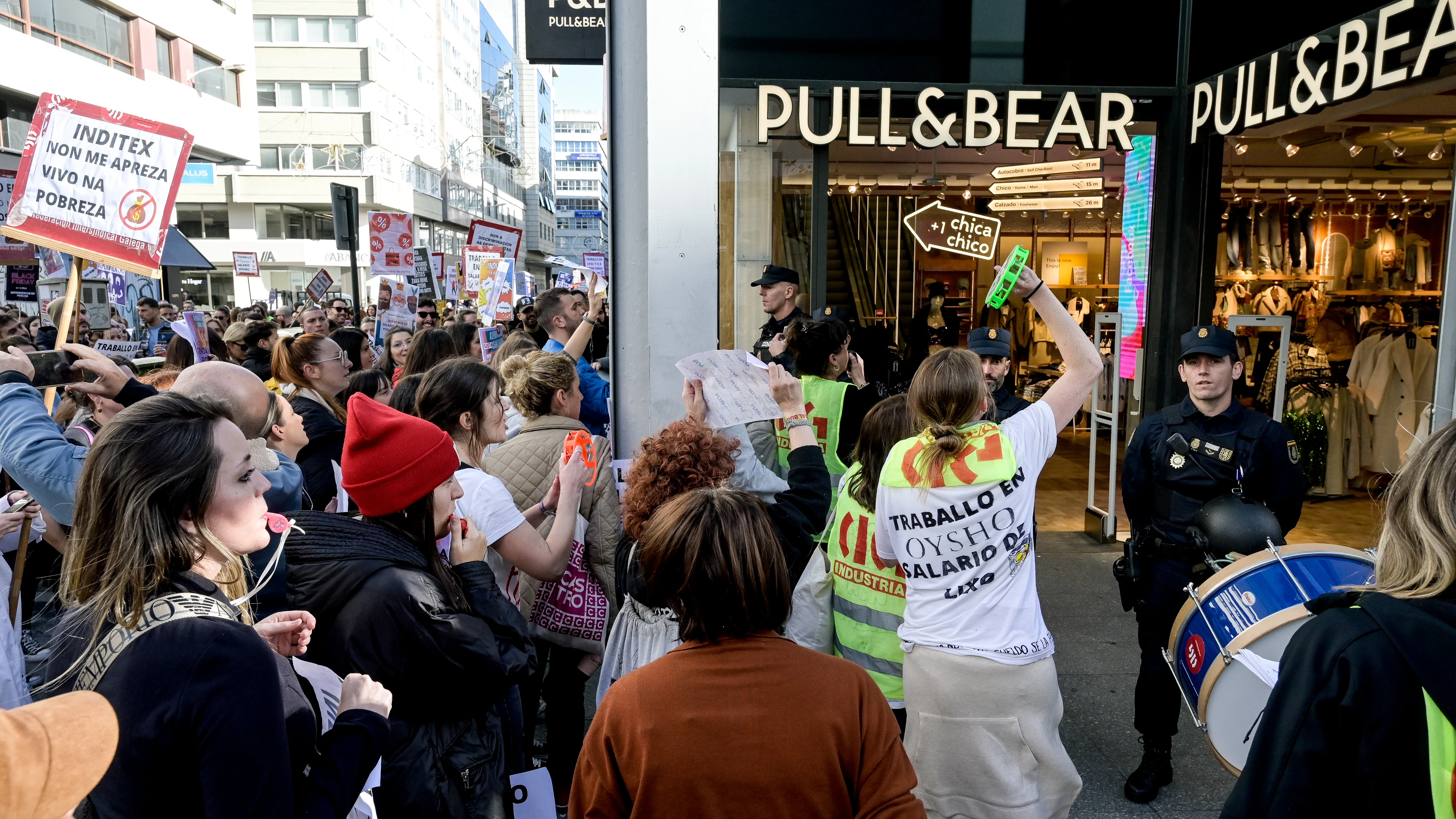 Manifestación de trabajadoras de Inditex en A Coruña