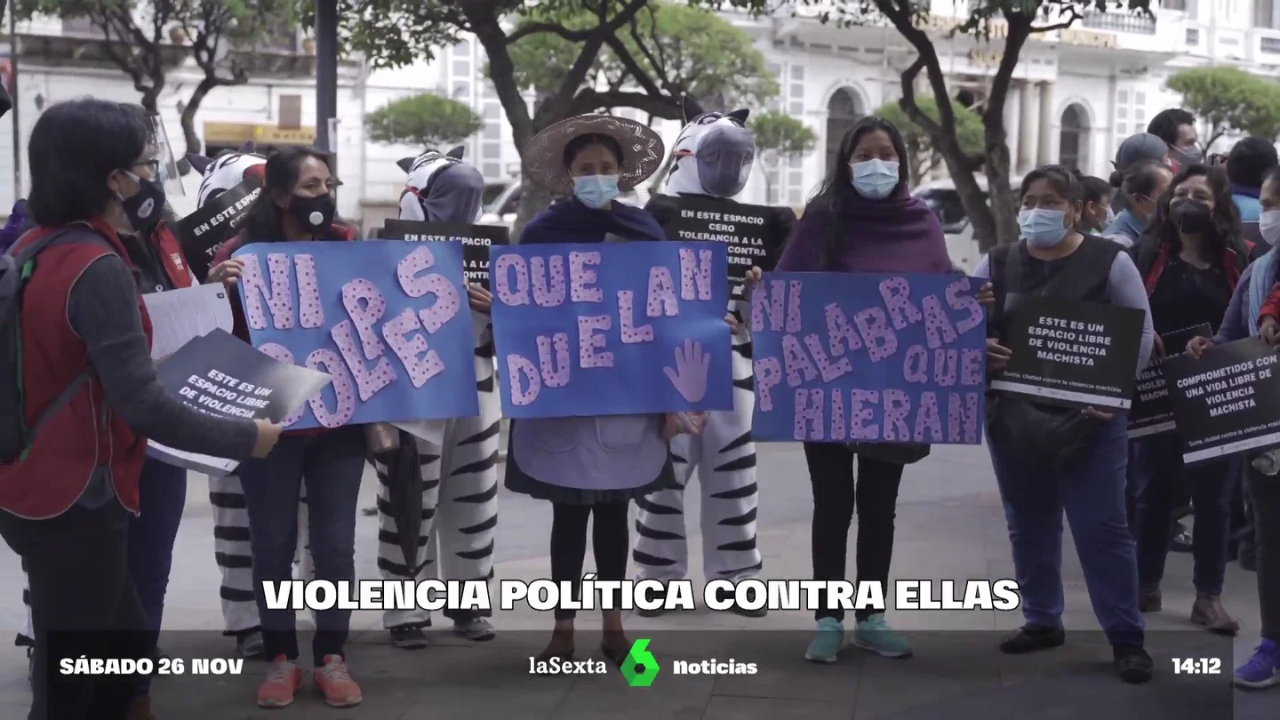 Protesta de mujeres bolivianas Protesta de mujeres bolivianas