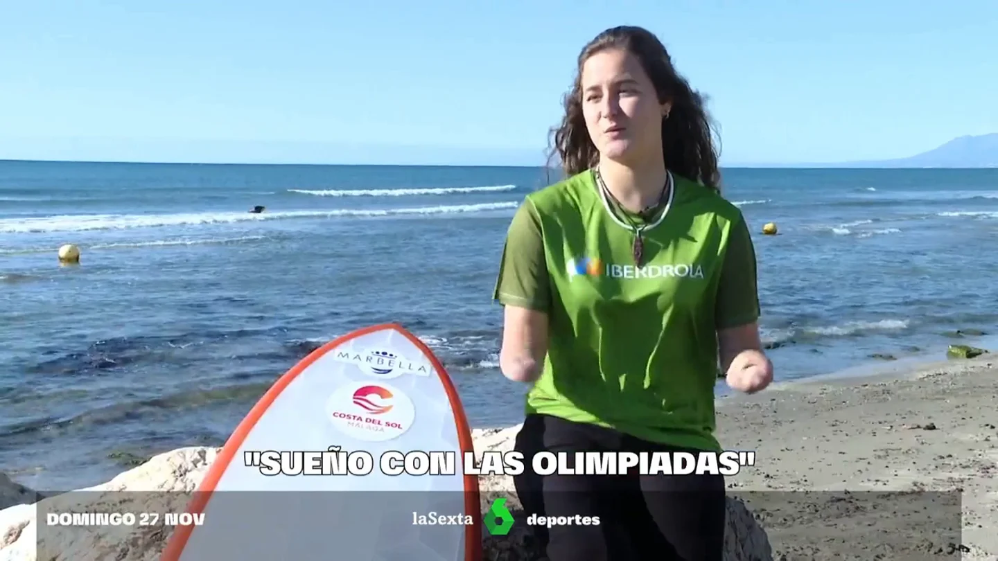 Sarah Almagro, todo un ejemplo de superación sobre las olas que no para de sumar éxitos: "Siempre soñé con unas Olimpiadas" Sarah Almagro, todo un ejemplo de superación sobre las olas que no para de sumar éxitos: "Siempre soñé con unas Olimpiadas"