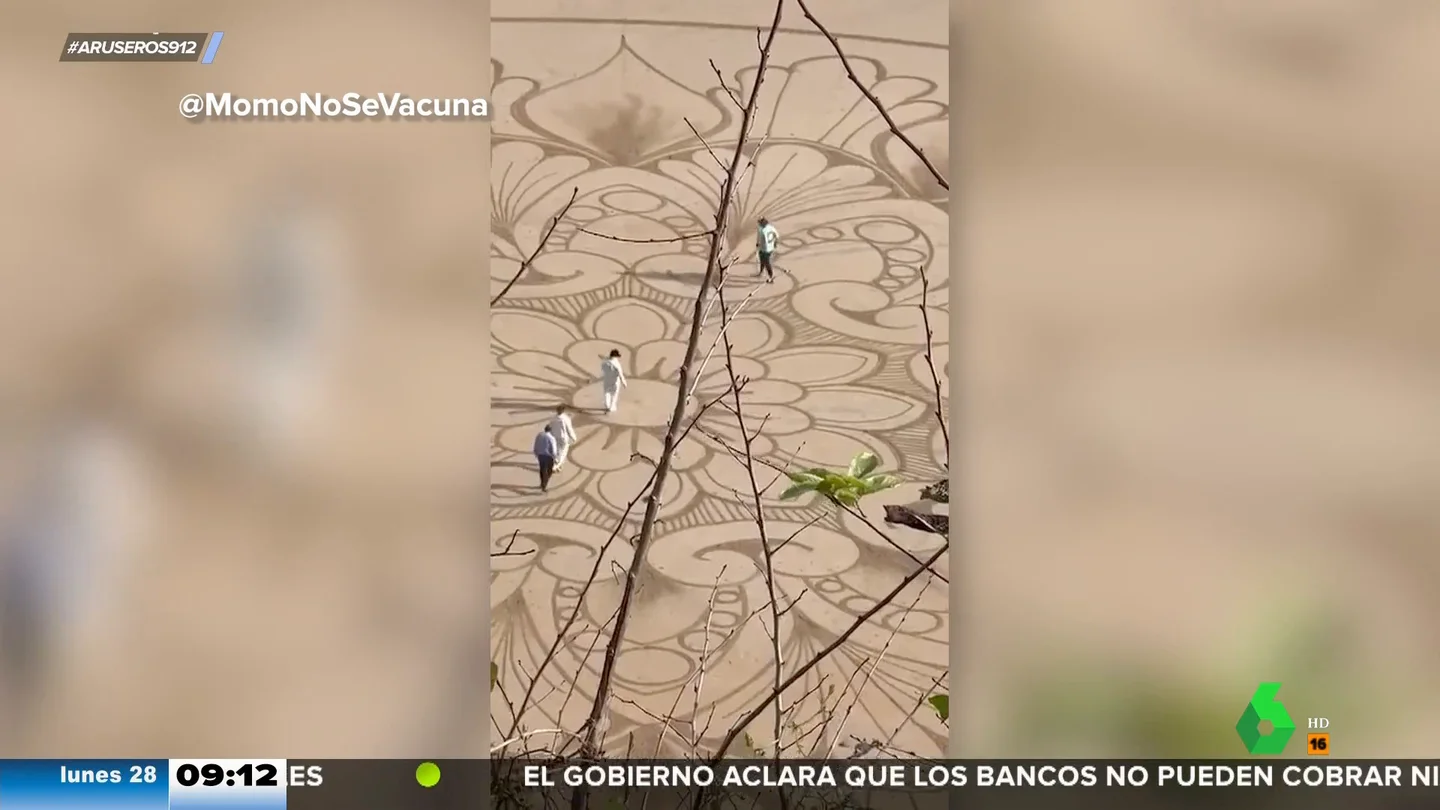 El mandala más grande del mundo se encuentra en una playa de Santander El mandala más grande del mundo se encuentra en una playa de Santander