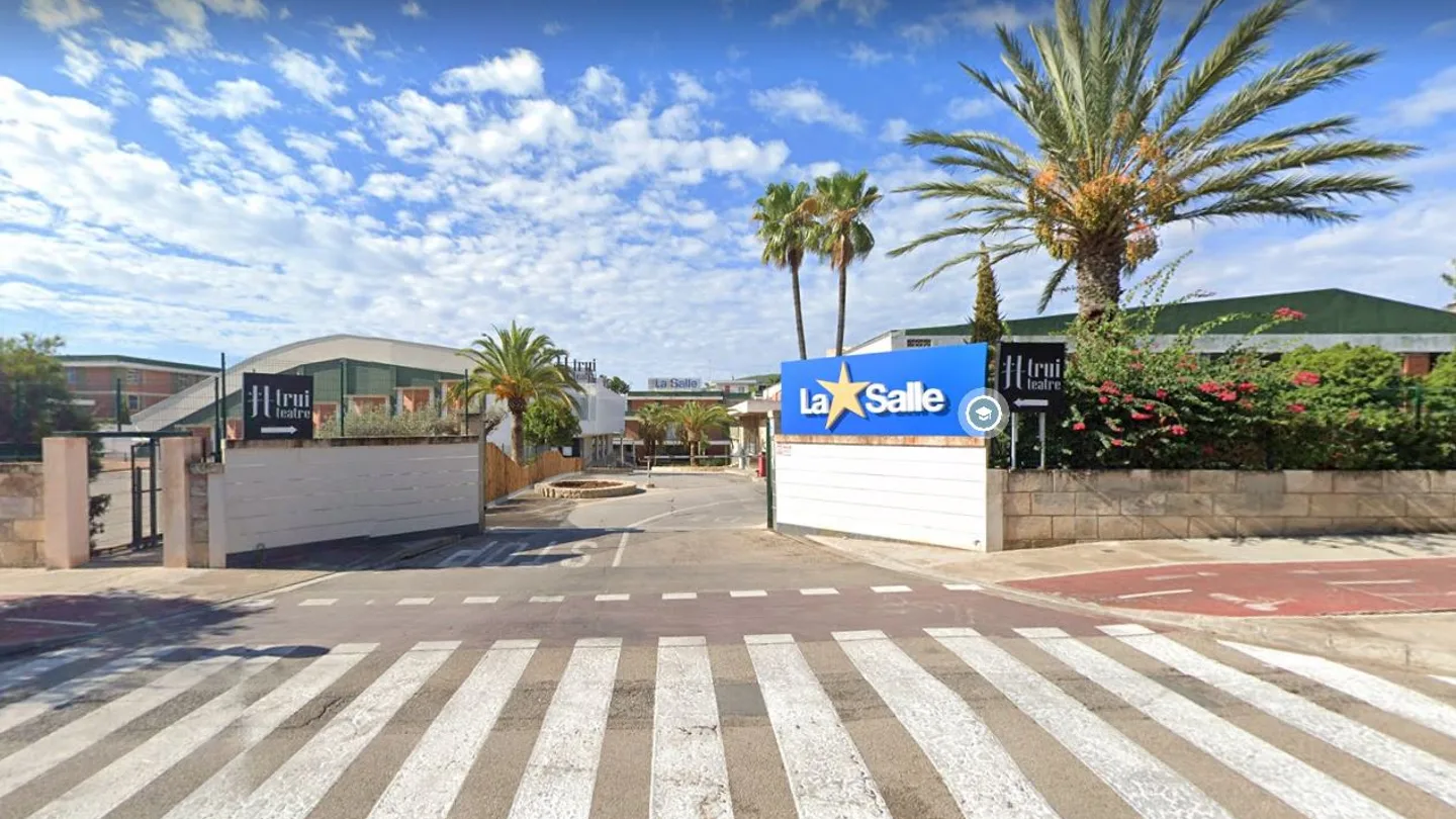 Imagen de la fachada del colegio La Salle de Palma de Mallorca. Imagen de la fachada del colegio La Salle de Palma de Mallorca.