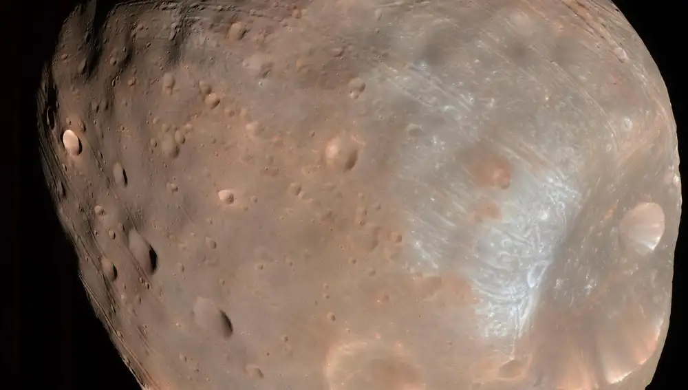 Fobos, una de las lunas de Marte