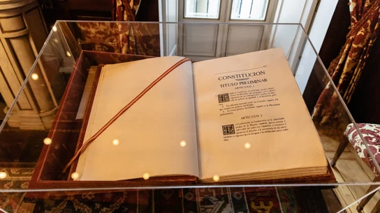 Un ejemplar de la Constitución española Un ejemplar de la Constitución española