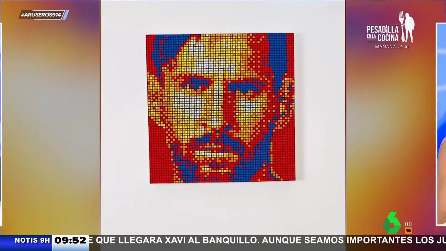 Utiliza 1.200 cubos de Rubik para hacer un retrato de Leo Messi Utiliza 1.200 cubos de Rubik para hacer un retrato de Leo Messi