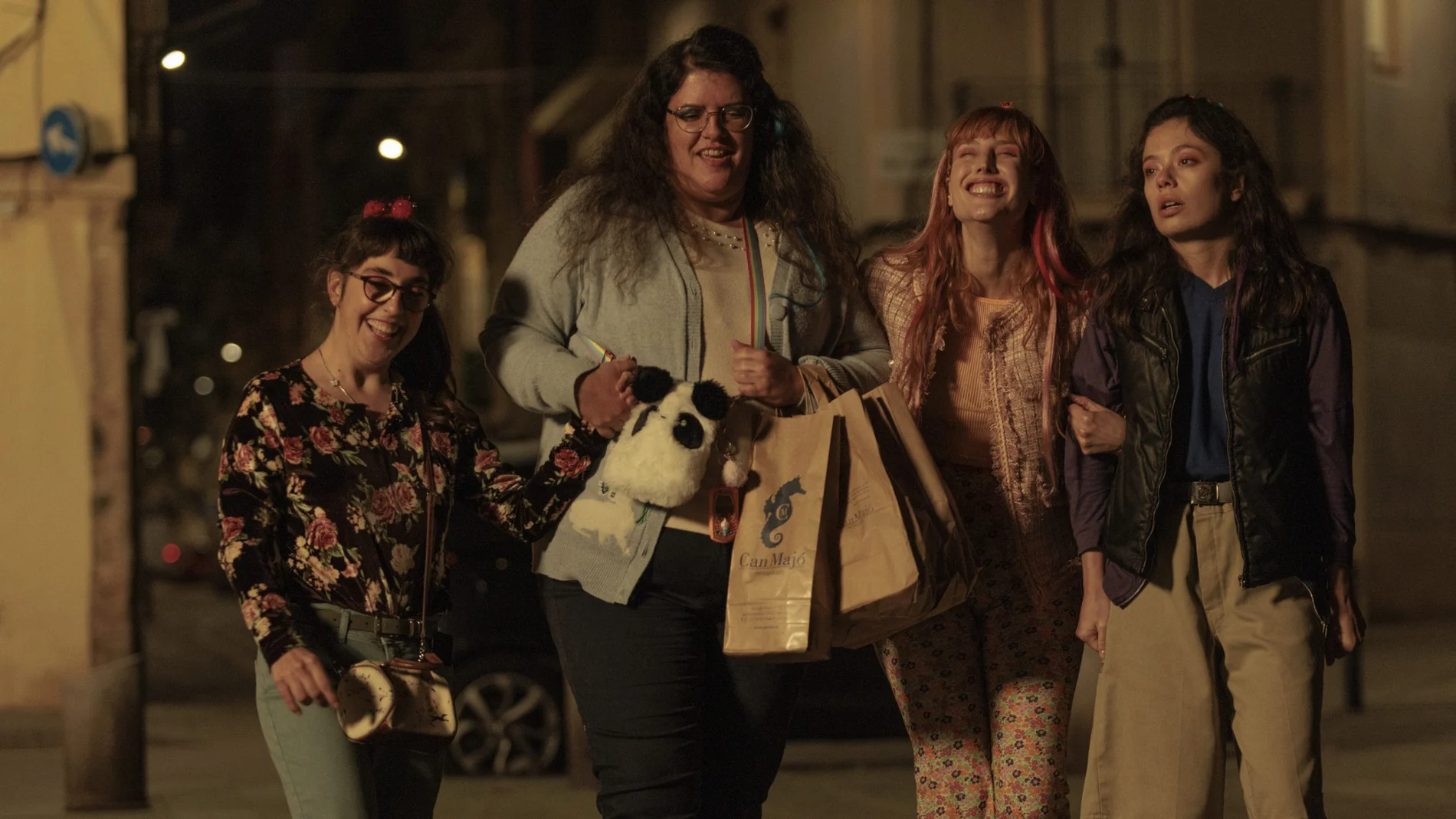 Cuatro mujeres funcionalmente diversas rompen esquemas al irse a vivir juntas en ‘Fácil’, la nueva serie de Movistar Plus+