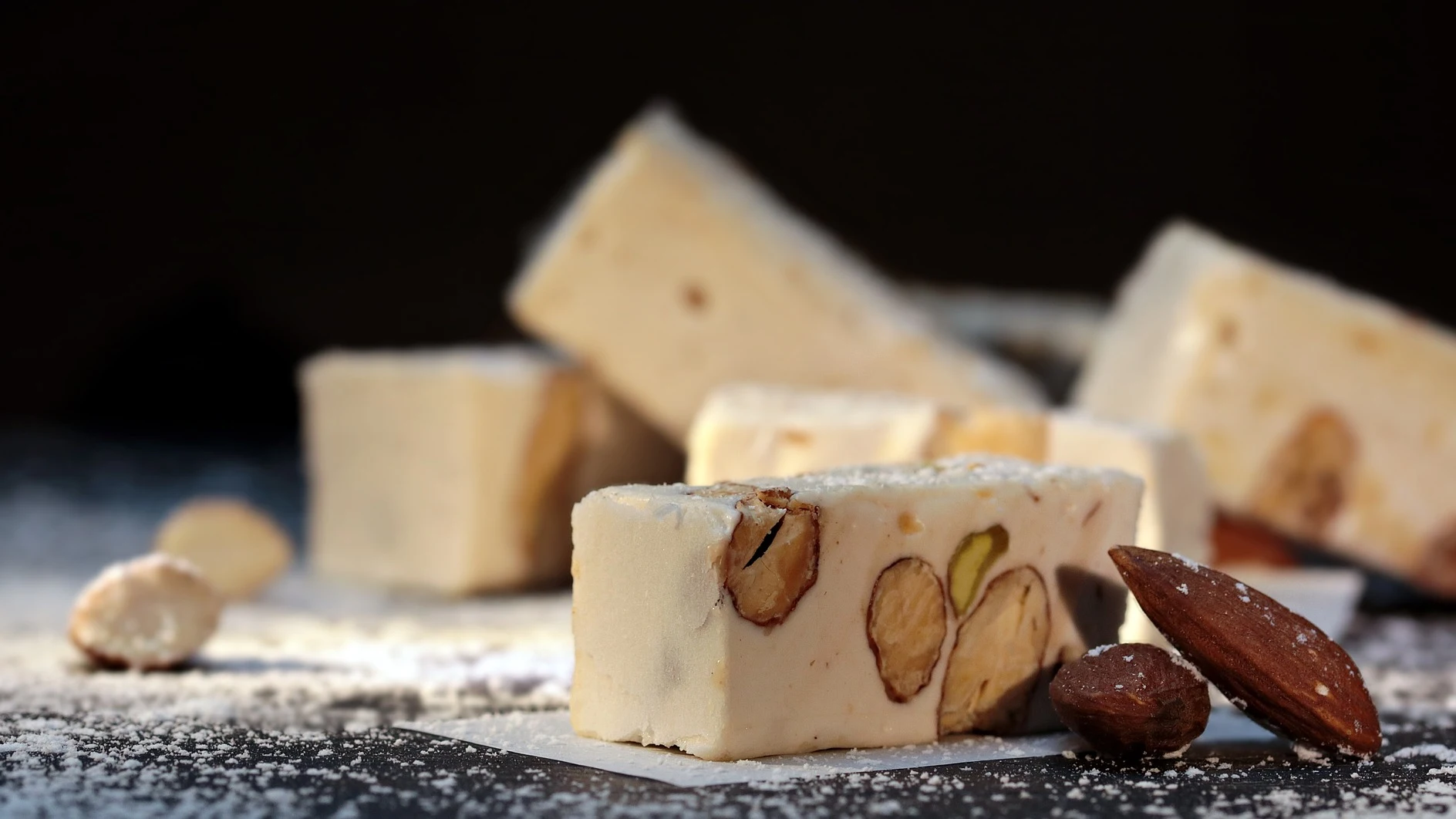 Cómo elegir el mejor turrón y el que menos engorda (los ingredientes importan)