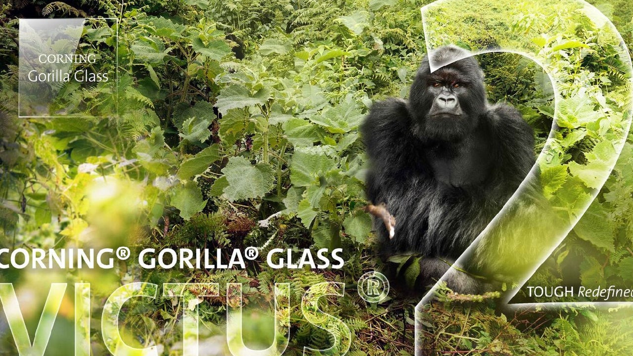 Gorilla Glass Victus 2 posiada oficjalny certyfikat ochrony telefonu przed upadkiem z wysokości do 1 metra