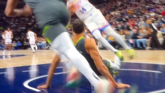 Momento de la patada de Rudy Gobert Momento de la patada de Rudy Gobert
