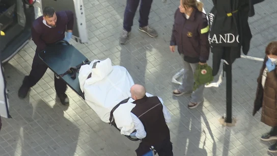 Detienen a dos hombres por su presunta relación con el torso hallado dentro de una maleta en Barcelona Detienen a dos hombres por su presunta relación con el torso hallado dentro de una maleta en Barcelona