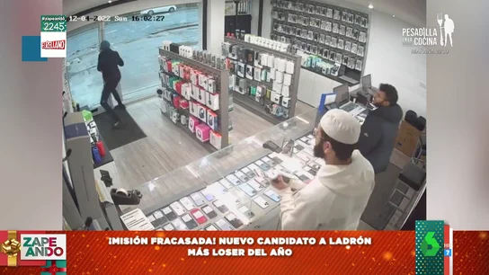 Vídeo viral de un ladrón intentando robar unos móviles Vídeo viral de un ladrón intentando robar unos móviles