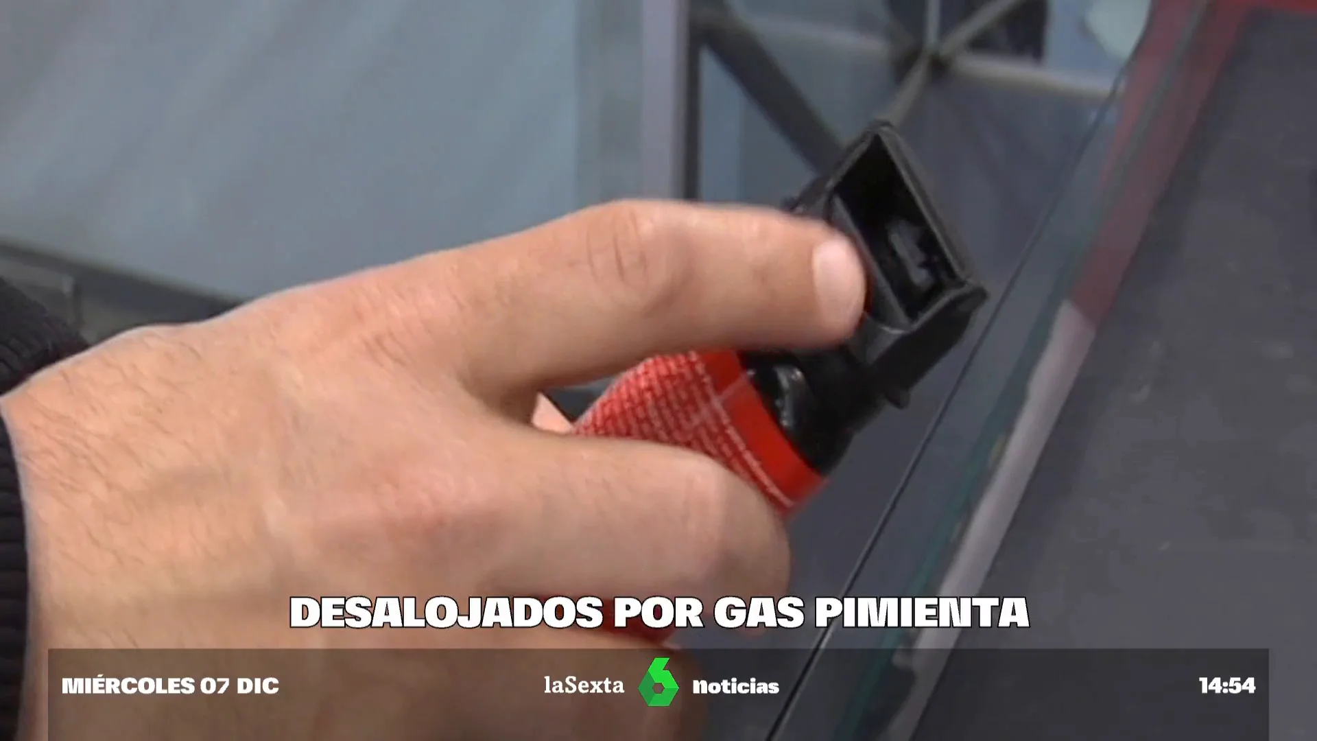 desalojados gas pimienta