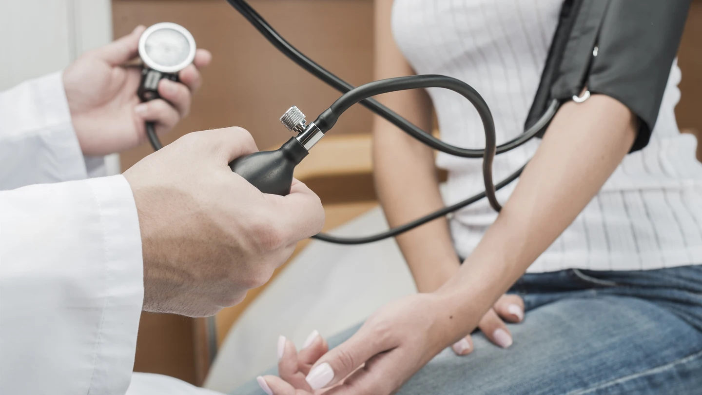 ¿Qué es el síndrome de Cushing? Causas, síntomas y tratamientos de este trastorno hormonal ¿Qué es el síndrome de Cushing? Causas, síntomas y tratamientos de este trastorno hormonal