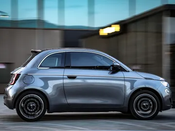 El Fiat 500e está de oferta durante el mes de diciembre El Fiat 500e está de oferta durante el mes de diciembre