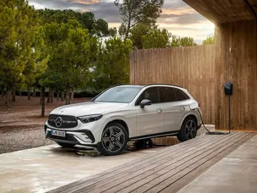 El SUV diésel con etiqueta CERO que puede circular sin gastar combustible ya tiene precio en España El SUV diésel con etiqueta CERO que puede circular sin gastar combustible ya tiene precio en España