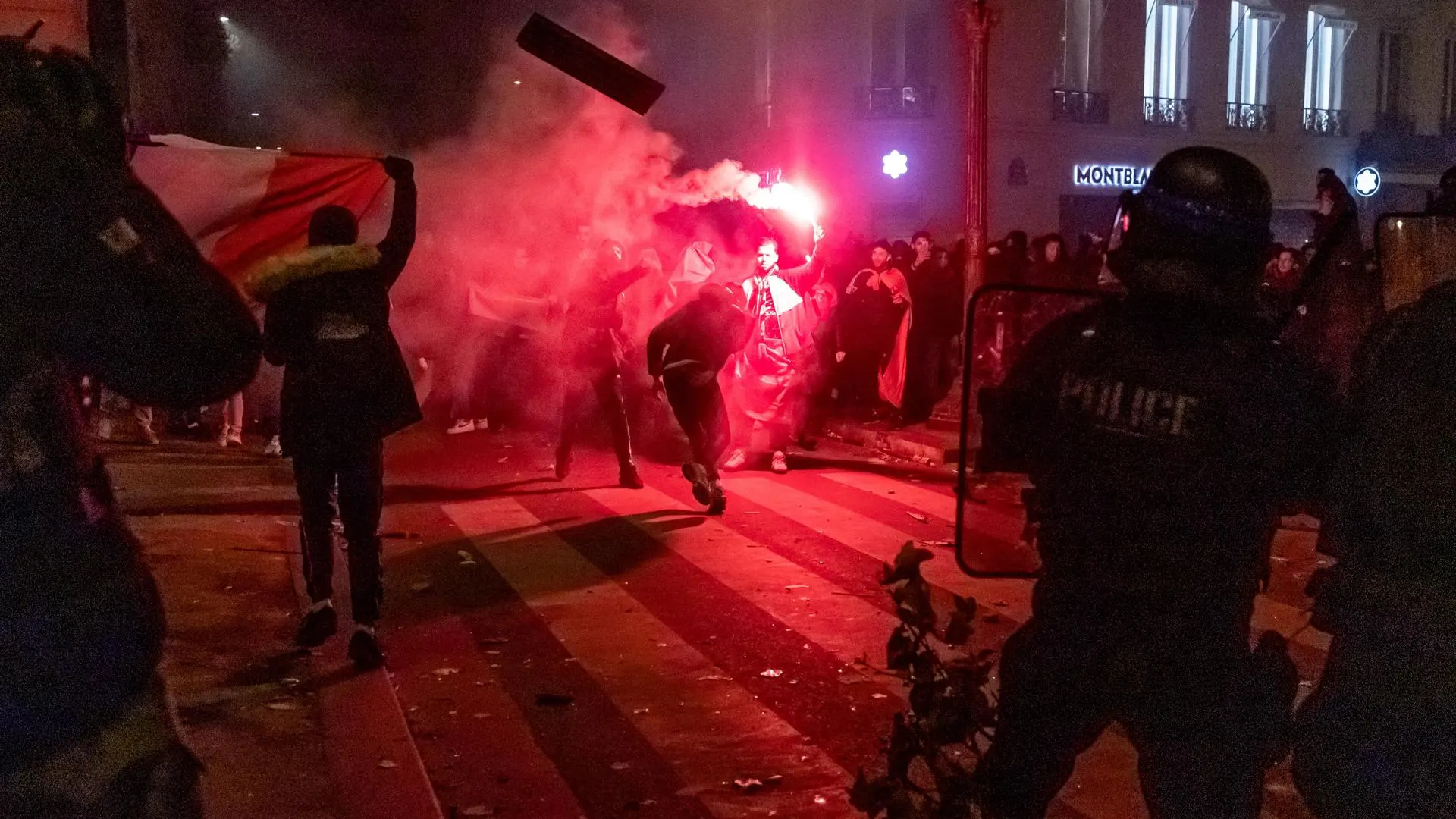 Detenidas 42 personas en París por incidentes tras la victoria de Marruecos en Qatar