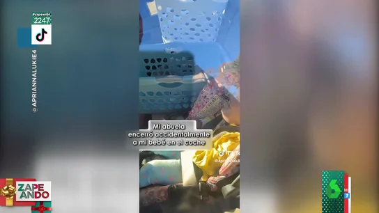 Así consigue una niña de un año salir de un coche en el que estaba encerrada Así consigue una niña de un año salir de un coche en el que estaba encerrada