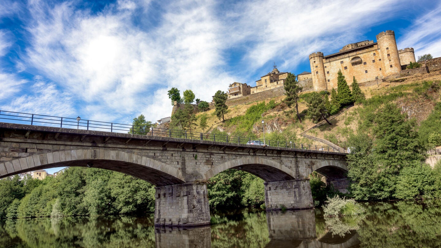 Vista del castillo de Puebla de Sanabria