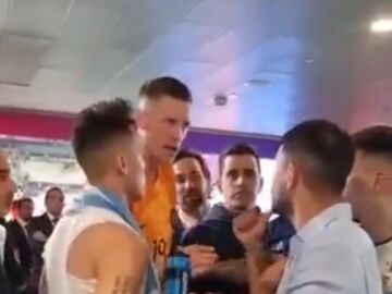 Weghorst, Lautaro Martínez, Kun Agüero y Lisandro Martínez