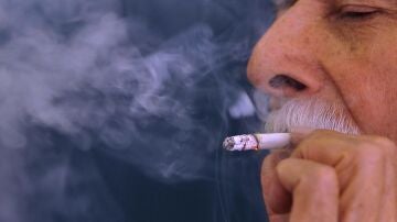 Nueva Zelanda prohibirá fumar a todas las personas nacidas a partir de 2009
