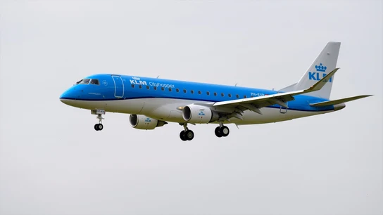 Imagen de archivo de un avión de KML. Imagen de archivo de un avión de KML.