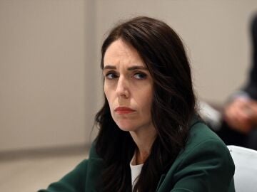An open mic catches Prime Minister Jacinda Ardern calling an MP an “arrogant jerk”
