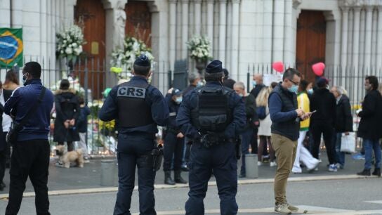 De 2 a 18 a&ntilde;os de prisi&oacute;n para los ocho acusados del atentado de Niza