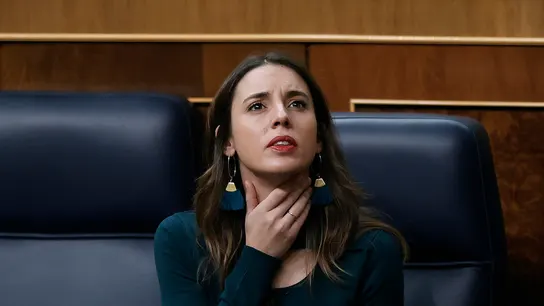 La ministra de Igualdad, Irene Montero Claves de la nueva ley del aborto: interrumpir el embarazo sin permiso paterno