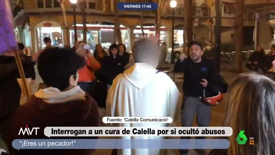 Vecinos de Calella increpan a un cura investigado por encubrir los abusos a una menor: "Eres un pecador" Vecinos de Calella increpan a un cura investigado por encubrir los abusos a una menor: "Eres un pecador"