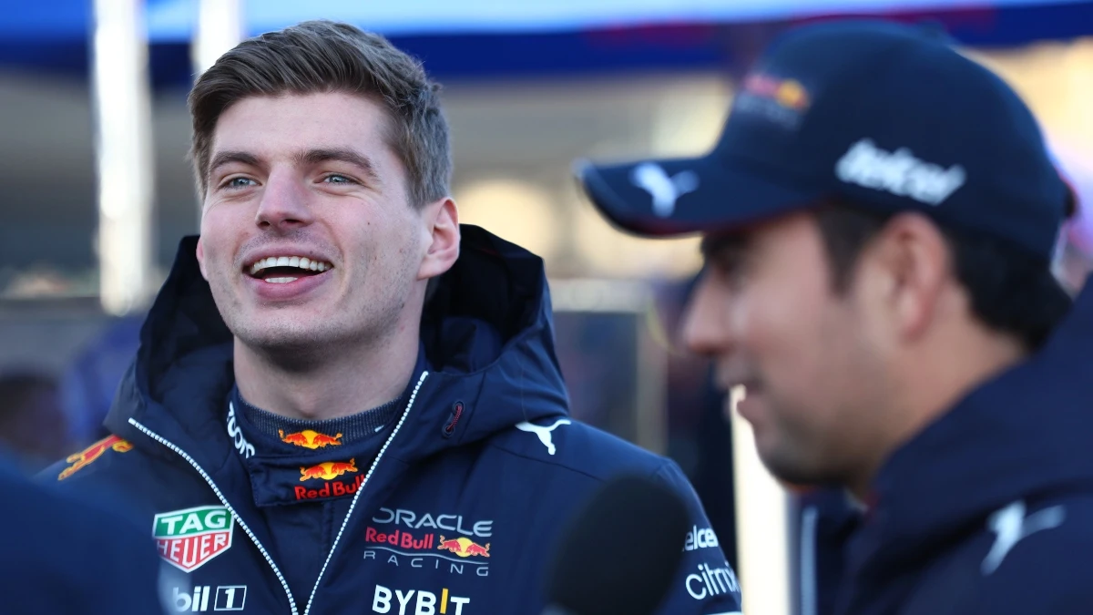 Verstappen, con Pérez desenfocado