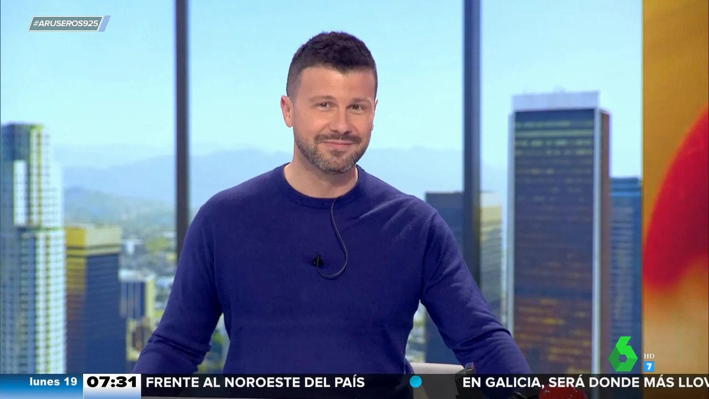 La pesadilla de Marc Redondo con un colaborador de Aruser@s antes de presentar su tesis doctoral La pesadilla de Marc Redondo con un colaborador de Aruser@s antes de presentar su tesis doctoral