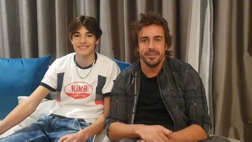 Fernando Alonso y Nikola Tsolov