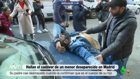 El padre del niño encontrado muerto en un vertedero de Toledo se desmaya entre gritos y llantos al conocer la noticia El padre del niño encontrado muerto en un vertedero de Toledo se desmaya entre gritos y llantos al conocer la noticia
