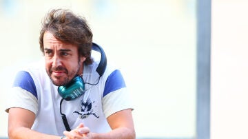 Fernando Alonso en los test de Aston Martin