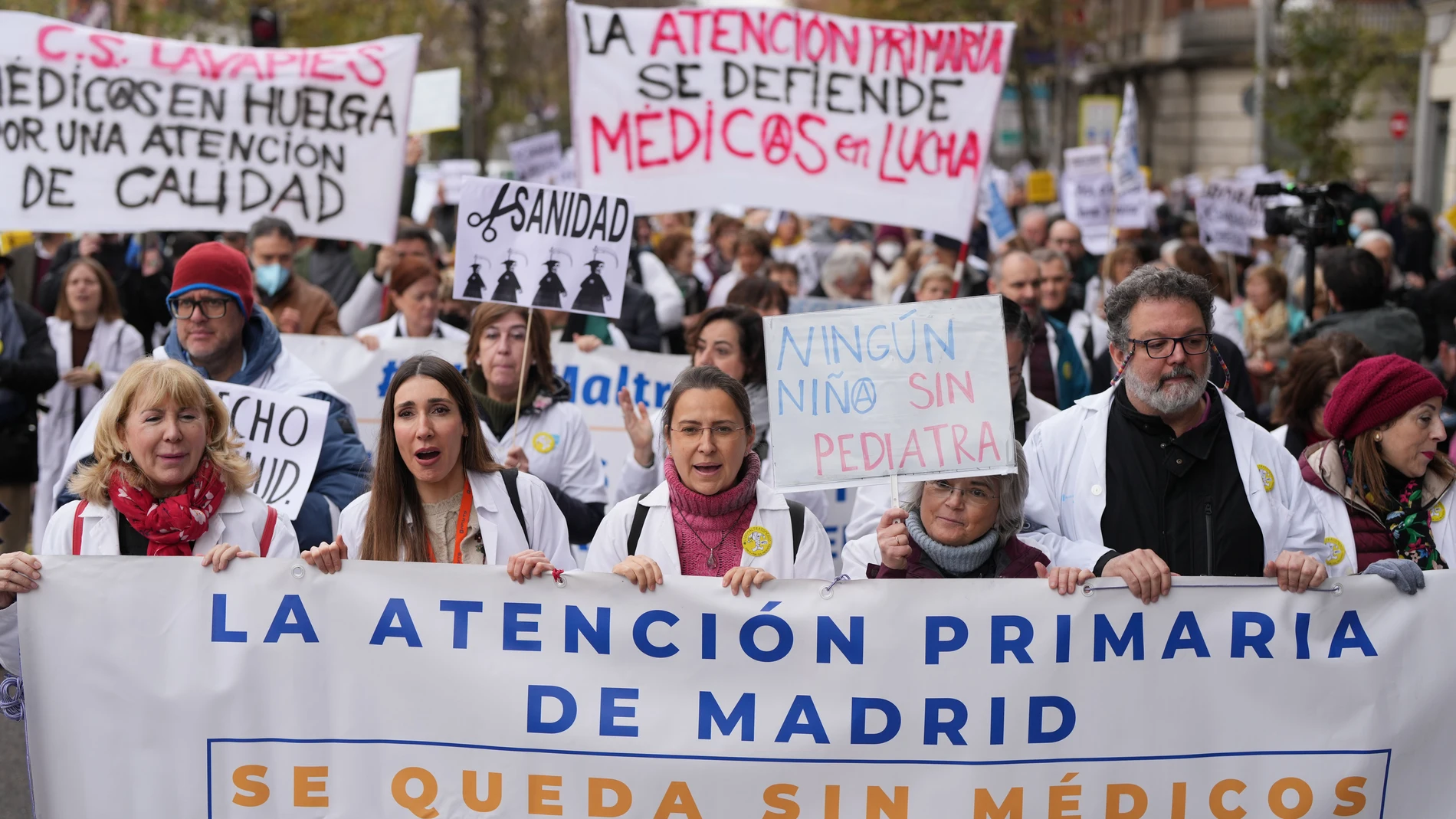 Manifestación convocada por el sindicato Amyts este miércoles en Madrid, en apoyo de la huelga de médicos y pediatras de Atención Primaria. 