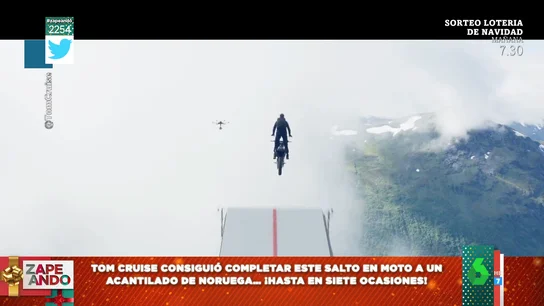 El momentazo en el que Tom Cruise salta desde un acantilado en Noruega: así es la reacción del director de Misión Imposible El momentazo en el que Tom Cruise salta desde un acantilado en Noruega: así es la reacción del director de Misión Imposible