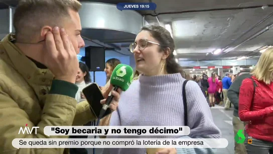 Se queda sin premio de la Lotería por no comprar el décimo de la empresa: "Soy becaria, no he podido" Se queda sin premio de la Lotería por no comprar el décimo de la empresa: "Soy becaria, no he podido"