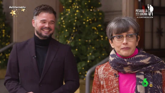 Thais Villas interrumpe su reportaje tras esta confesión de Gabriel Rufián: "No tengo el día para seguir con esto, me va a dar algo" Thais Villas interrumpe su reportaje tras esta confesión de Gabriel Rufián: "No tengo el día para seguir con esto, me va a dar algo"