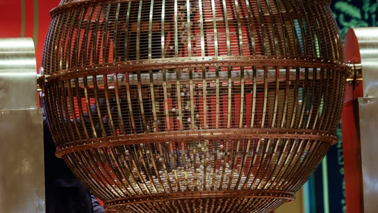 Las bolas y el bombo del sorteo de la Lotería de Navidad de 2022 Las bolas y el bombo del sorteo de la Lotería de Navidad de 2022