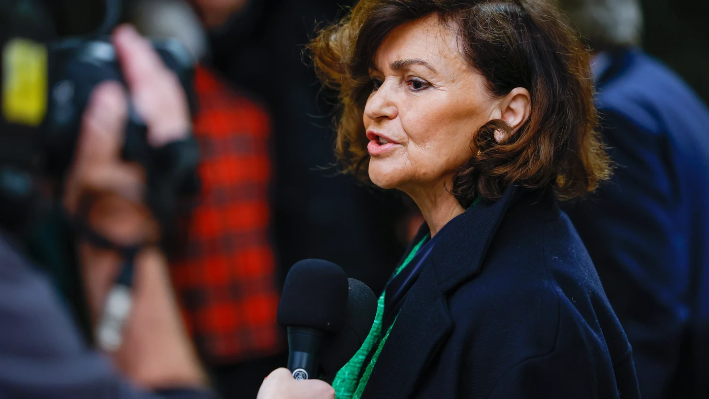 Carmen Calvo justicia su abstención a la Ley Trans: "Estoy de acuerdo con que haya una ley, pero no esta" Carmen Calvo justicia su abstención a la Ley Trans: "Estoy de acuerdo con que haya una ley, pero no esta"