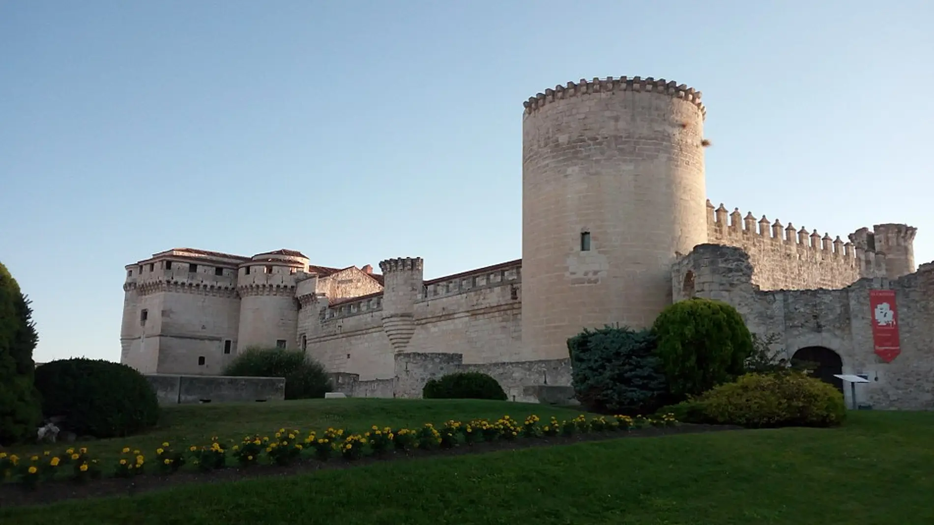 Castillo de Cuéllar: su historia y su estrecha vinculación con la Corona de Castilla
