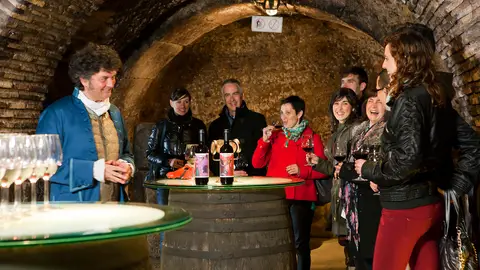 Degustación y cata en la Bodega El Fabulista Degustación y cata en la Bodega El Fabulista