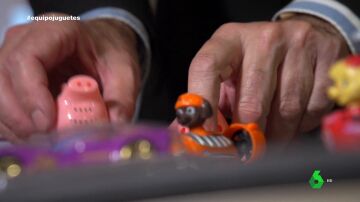 "Puede provocar asfixia": el análisis de un experto en falsificaciones de un juguete comprado online