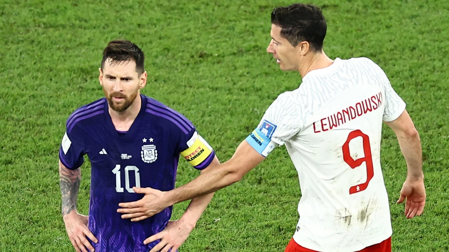 Lewandowski, con Messi Lewandowski, con Messi