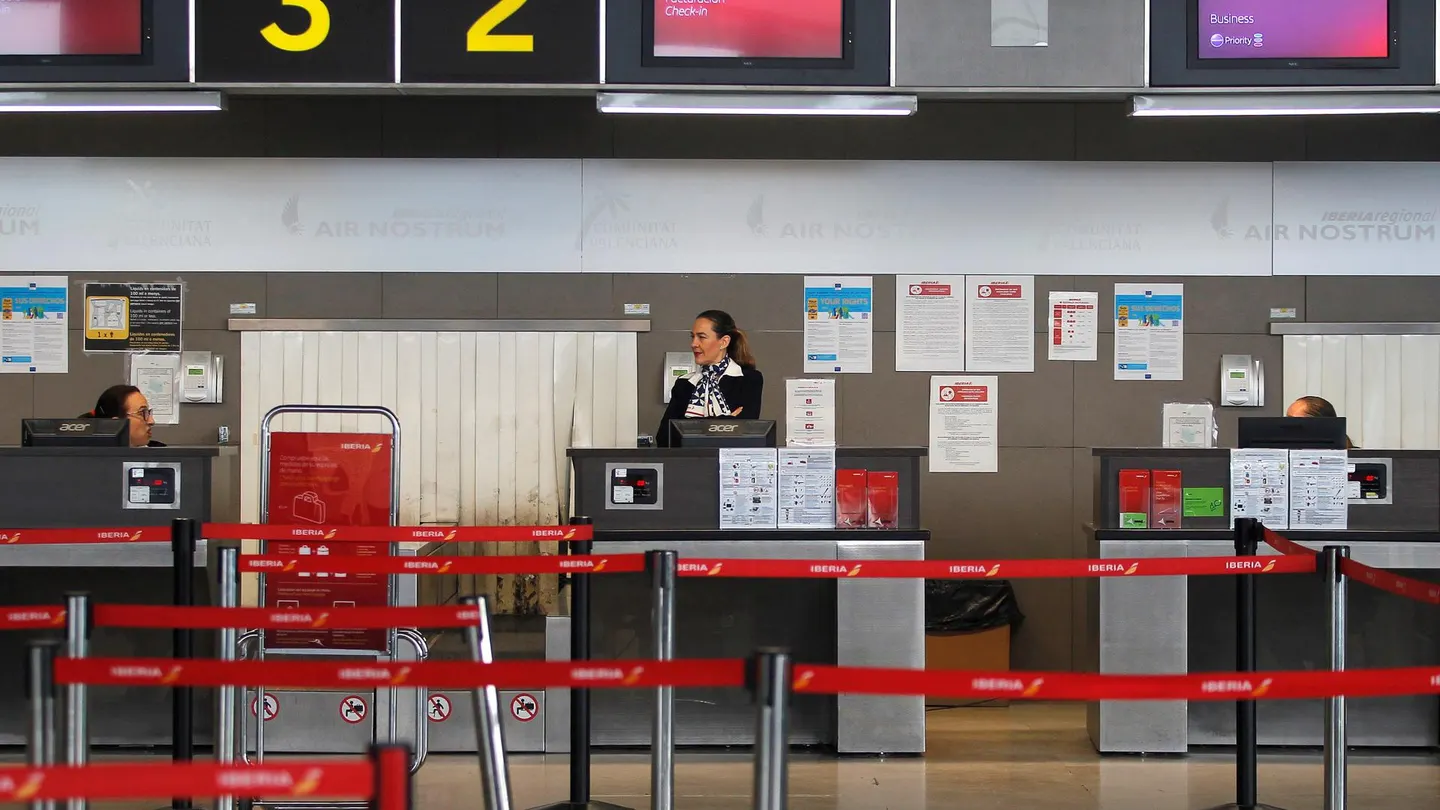 Comprueba si tu vuelo de Air Nostrum está cancelado por la huelga para diciembre y enero Comprueba si tu vuelo de Air Nostrum está cancelado por la huelga para diciembre y enero