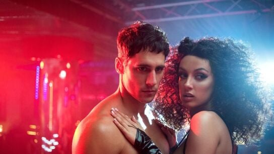 Martiño Rivas y María de Nati en 'Nacho'