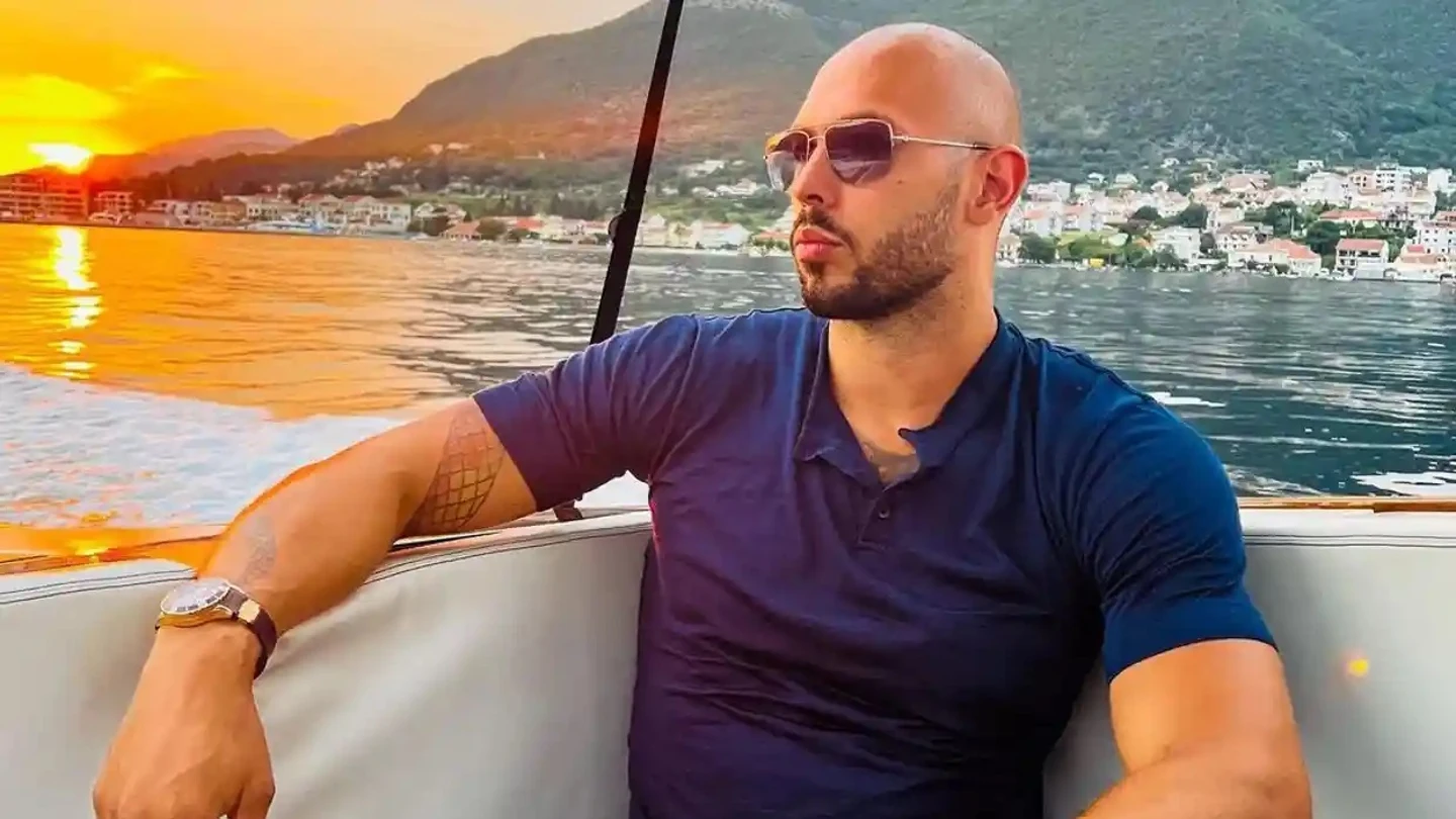 Detienen en Rumanía al influencer Andrew Tate, acusado de trata de personas Detienen en Rumanía al influencer Andrew Tate, acusado de trata de personas