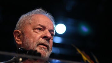 Miles de seguidores de Lula da Silva aguardan su investidura, a la que acudirán Felipe VI y Yolanda Díaz