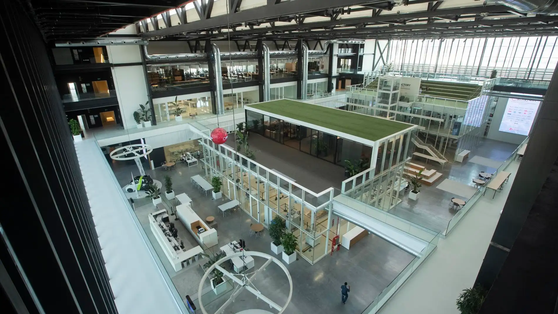 Edificio DFactory, el nodo de industria 4.0 impulsado por el Consorcio de la Zona Franca de Barcelona