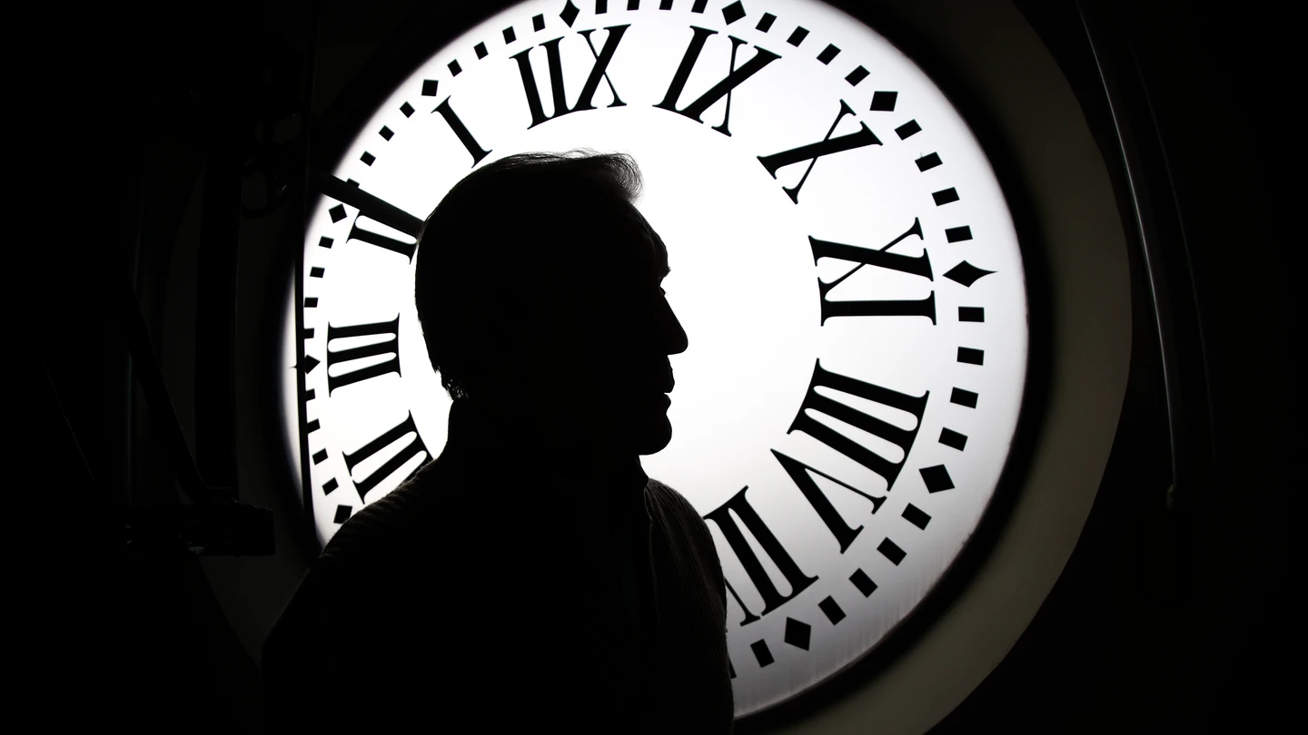Imagen de archivo de un reloj Imagen del reloj de la Puerta del Sol de Madrid, desde donde se emiten la mayoría de retransmisiones para las campanadas de Nochevieja.