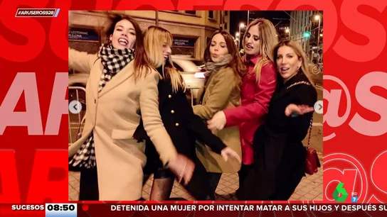 Así fue la cena de Navidad del equipo de Aruser@s: "Estaba convencido que habría alguna imagen de algún toqueteo" Así fue la cena de Navidad del equipo de Aruser@s: "Estaba convencido que habría alguna imagen de algún toqueteo"